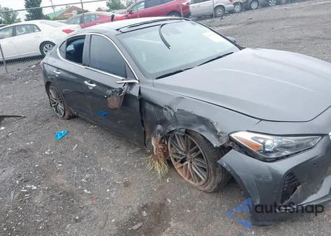 2019 Genesis G70 3.3T Advanced z USA, uszkodzony, nr VIN KMTG34LE8KU035029